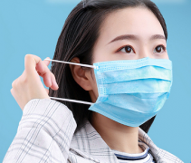 口罩真能防晒吗?对痘痘肌有什么影响?
